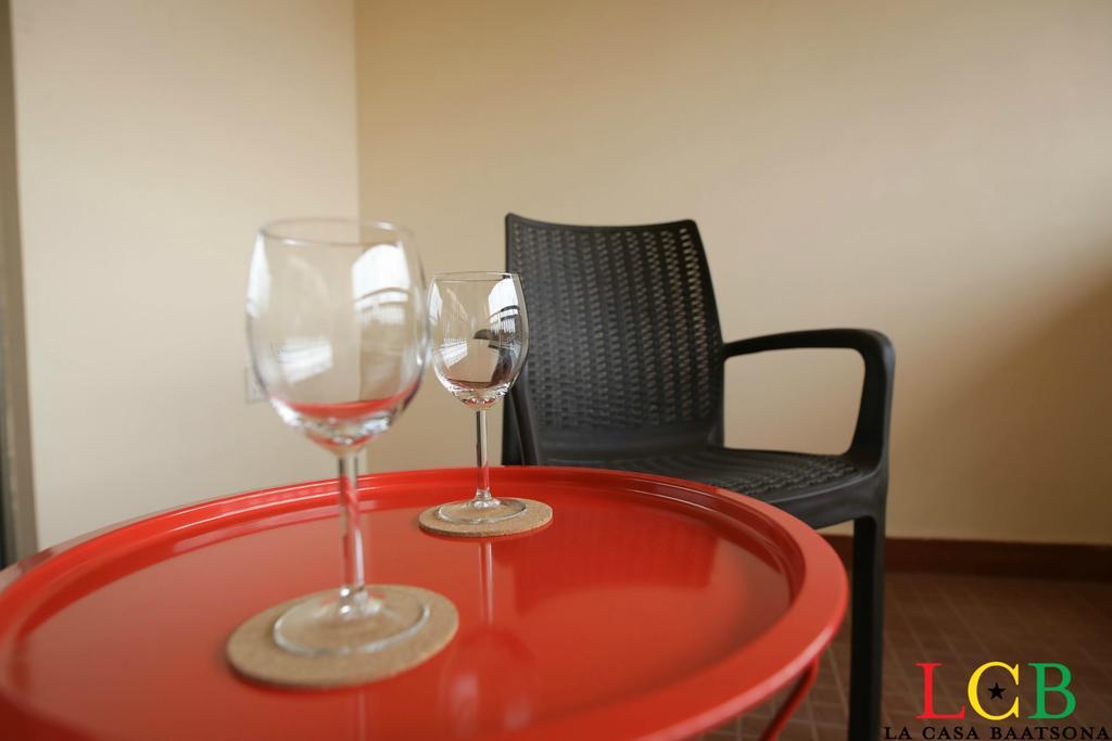 La Casa Baatsona Apts Sakumono Екстериор снимка
